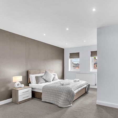 Brook Meadow House, 4 Bed House, Manchester Astley  Екстериор снимка
