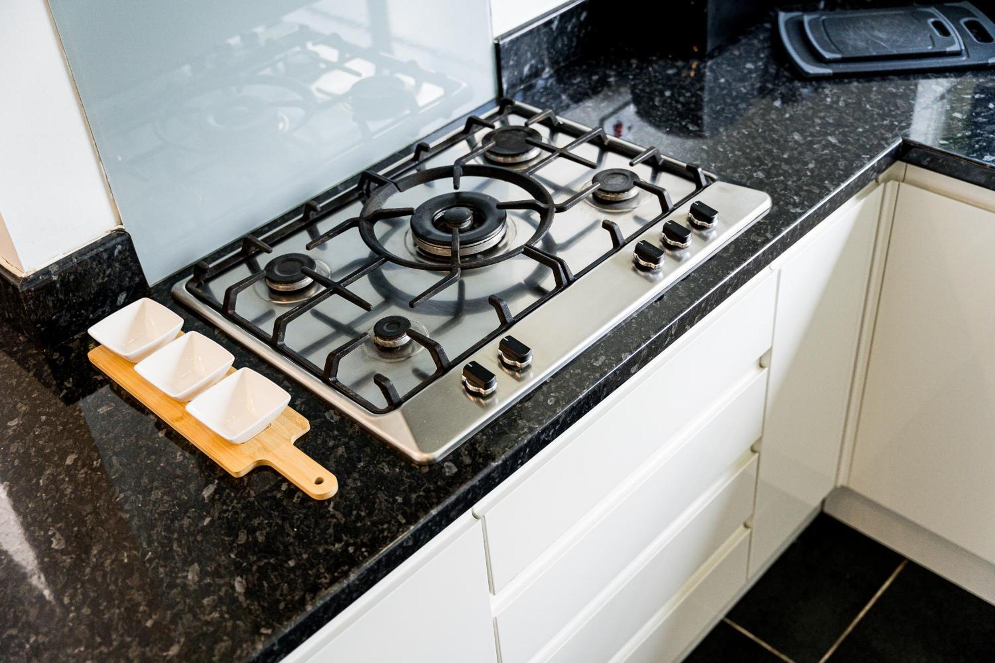 Brook Meadow House, 4 Bed House, Manchester Astley  Екстериор снимка